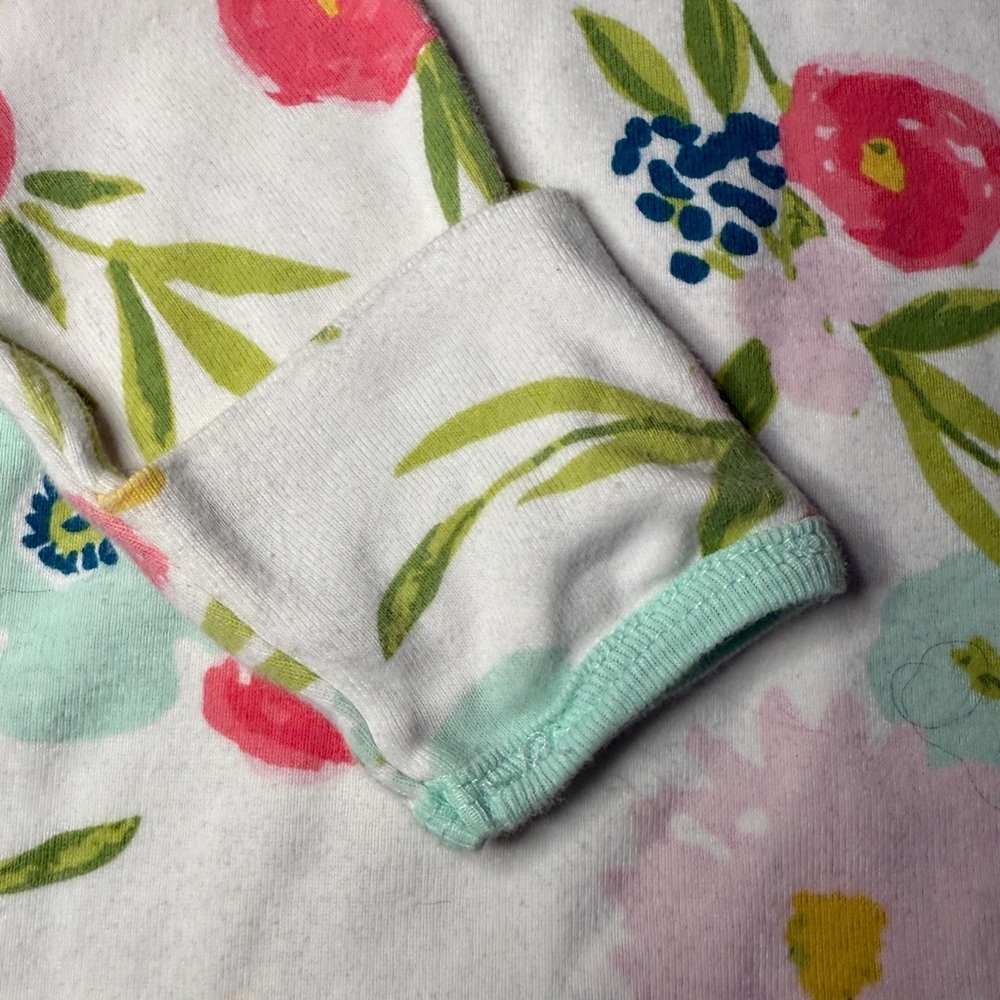 Two Baby Gowns‎ - Picture 6 of 7